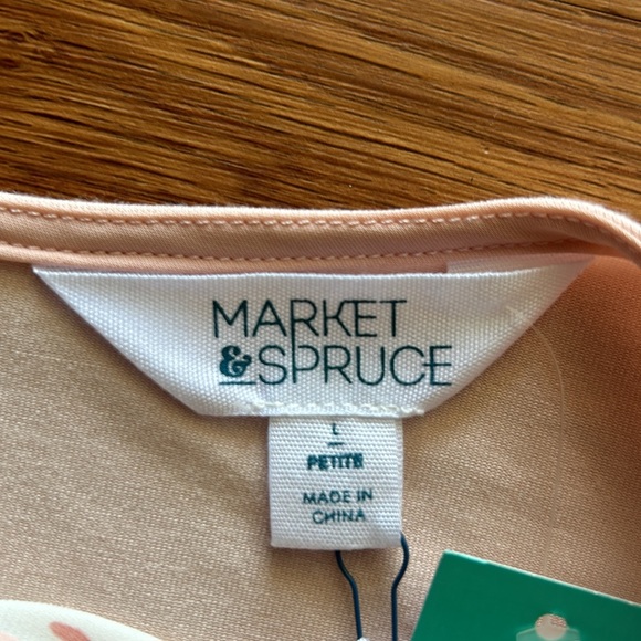 Market & Spruce High-Low Blouse - Picture 2 of 8